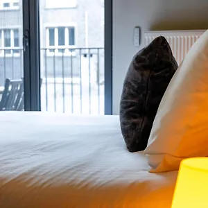 https://modern-bright-apt-2-bedroom-2-terraces-free-parking.hotelsantwerp.net